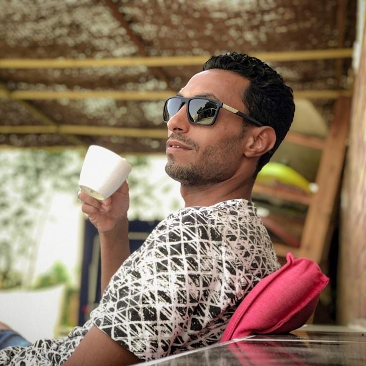 Emily Thompson - Founder of Gadget Paper Oak